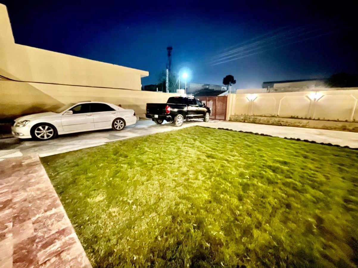 Shelton Hotel Mardan Bagian luar foto
