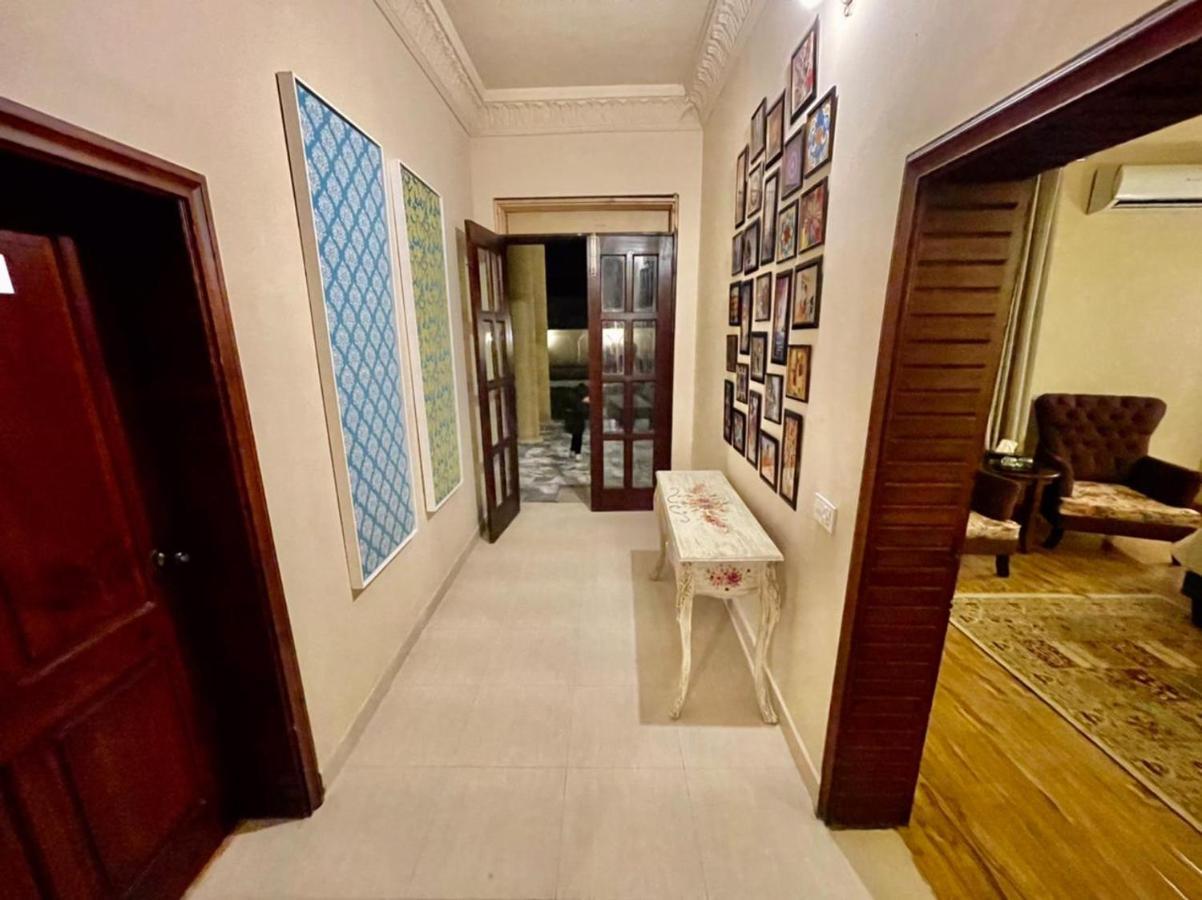 Shelton Hotel Mardan Bagian luar foto